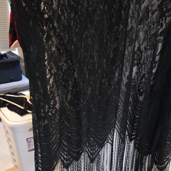 Siren Lily Black Lace Fringe Kimono Cover-Up/ Robe - Picture 3 of 5